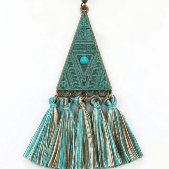 🎉HP🎉 🦋 3/$24 Turquoise fringe boho triangle metal Aztec earrings - Picture 4 of 4
